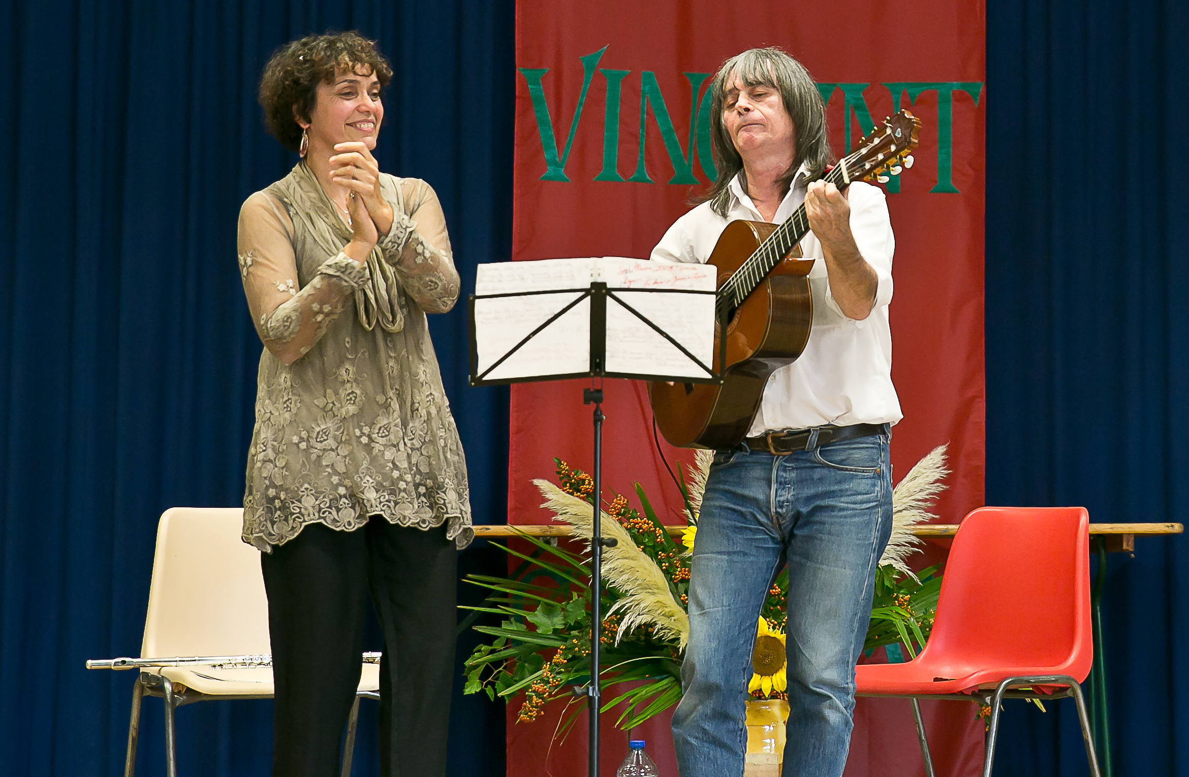 Maguy et Jacques en concert au Bouyt pour les JMJ 020611.jpg