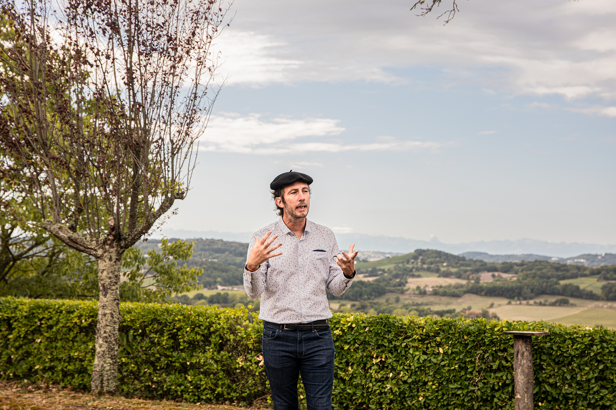 2 Olivier Dabadie présente le château et son terroir 1bis 200920.jpg