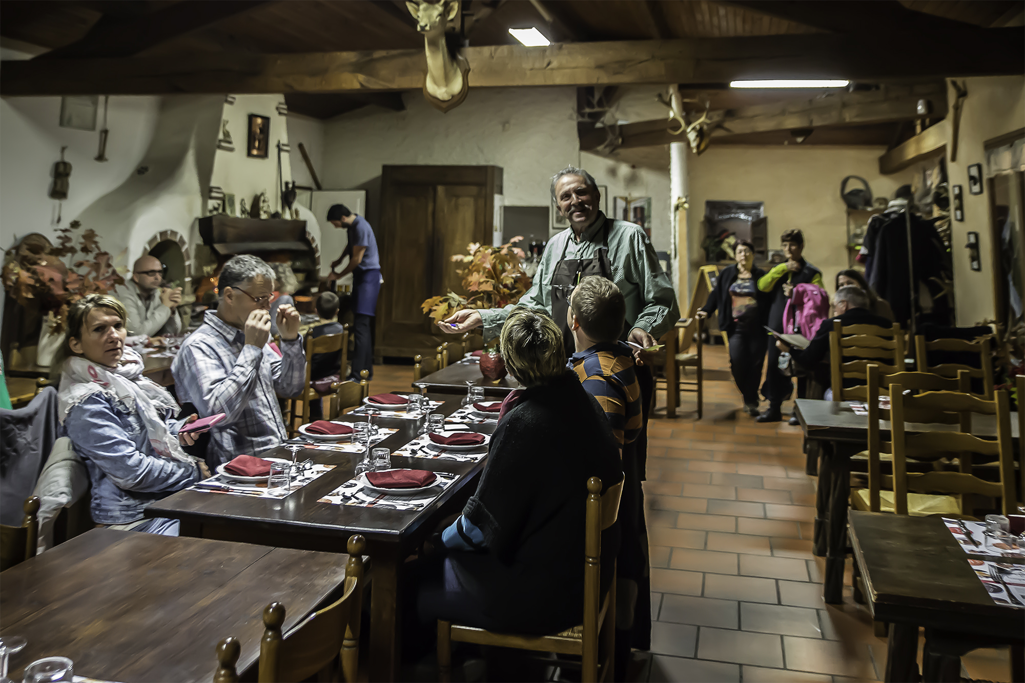 f restaurant la Ferme aux cerfs 1bis 211015.jpg