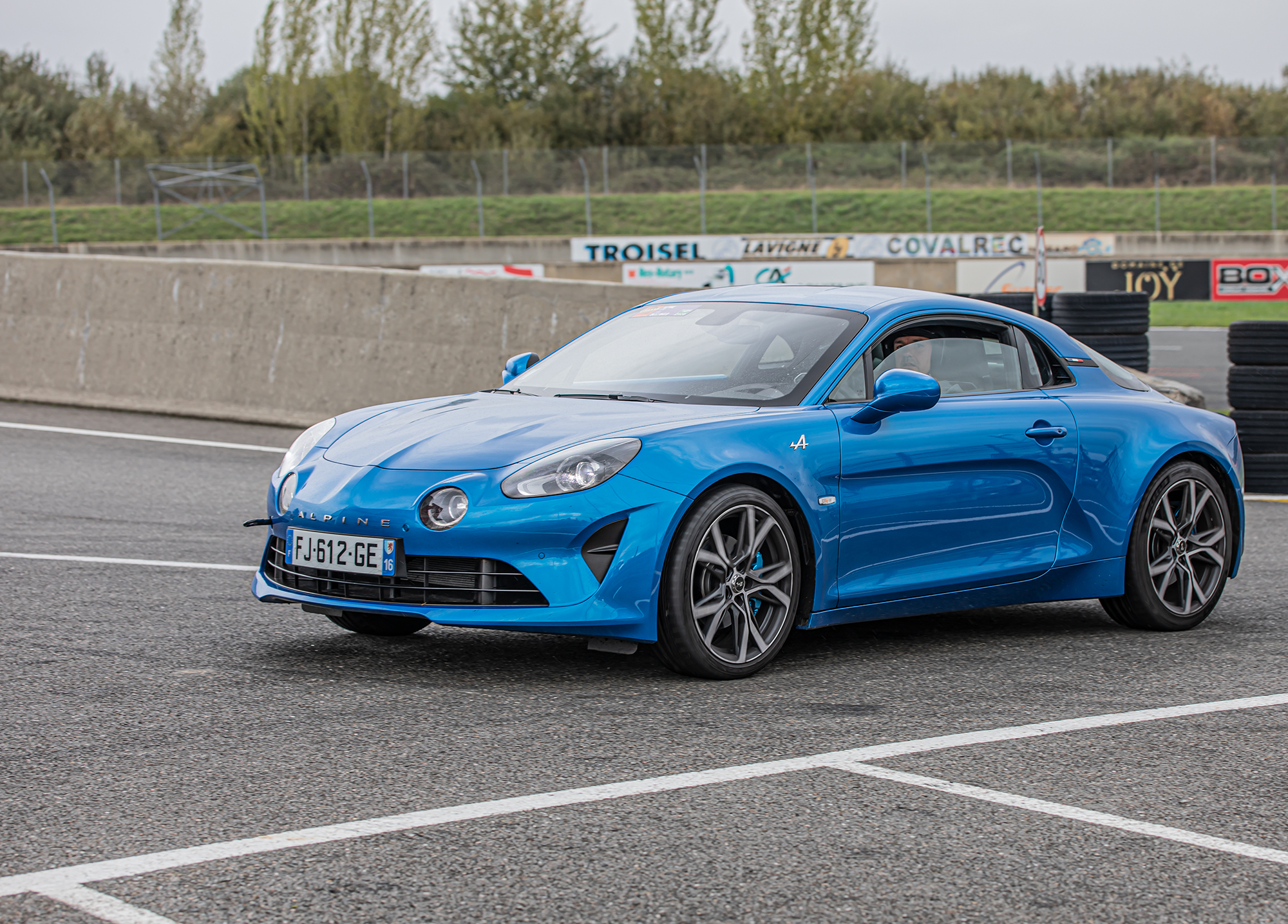 14 Alpine 1bis 111020.jpg