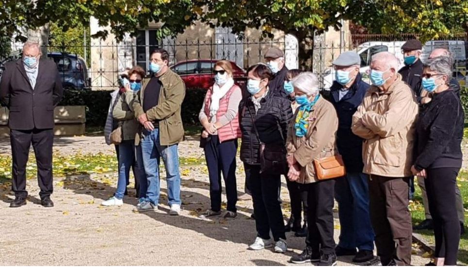 hommage samule paty 45.JPG