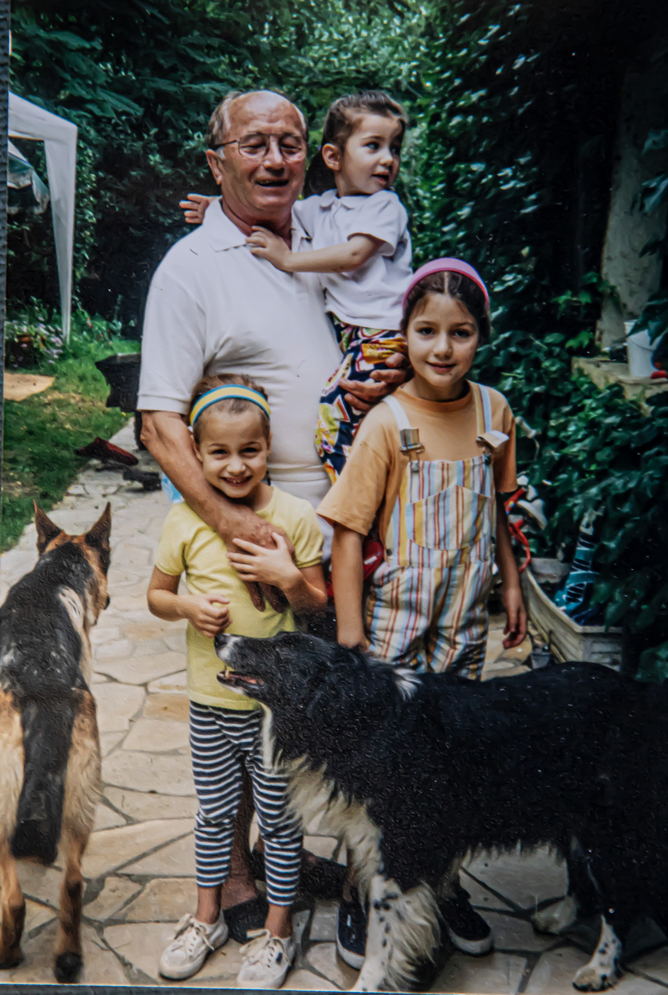 1 DF Danièle Renaudin Tony en famille.jpg