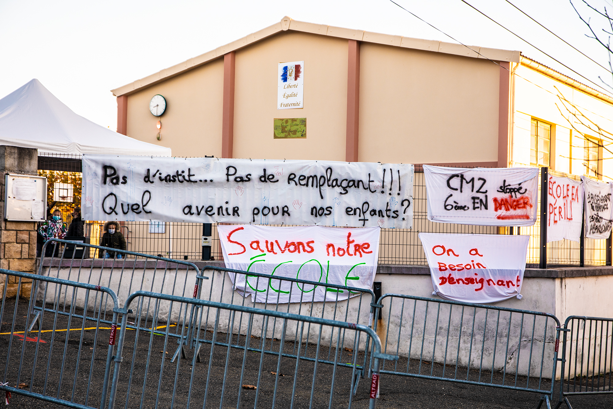 0 Les banderoles 1bis 231120.jpg