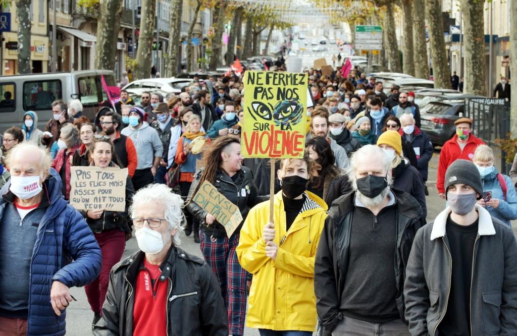 MANIF 2.JPG