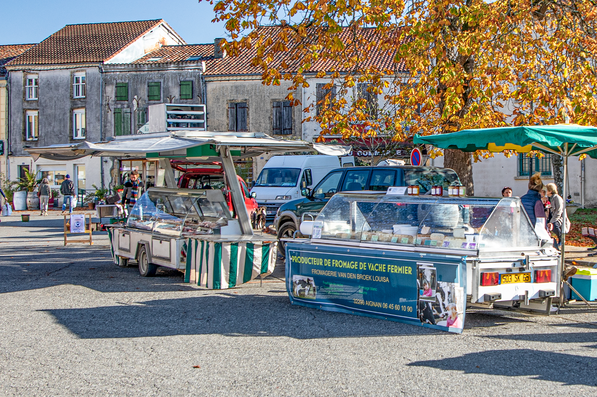 2 Stand de fromage 1bis 301120.jpg