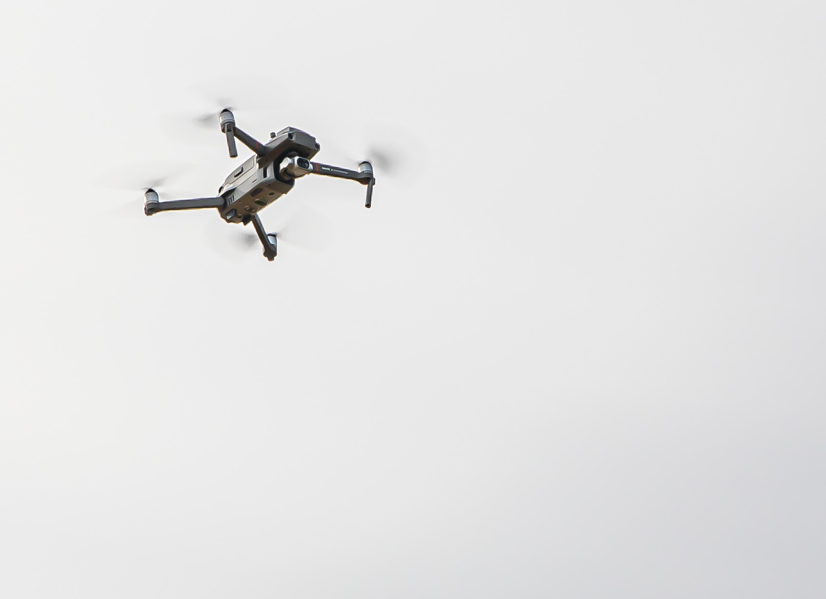 9 Le drone en vol 1bis 031220.jpg