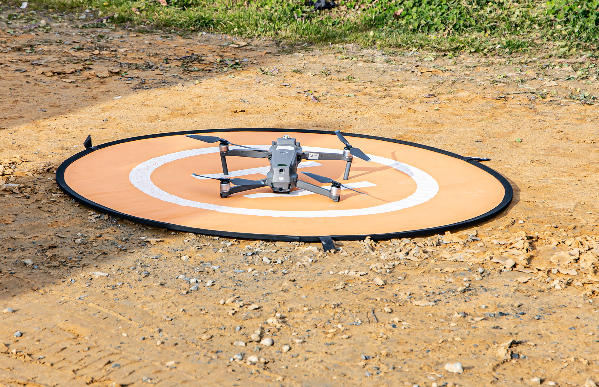 7 Le drone va décoller pour une reconnaissance 1bis 031220.jpg
