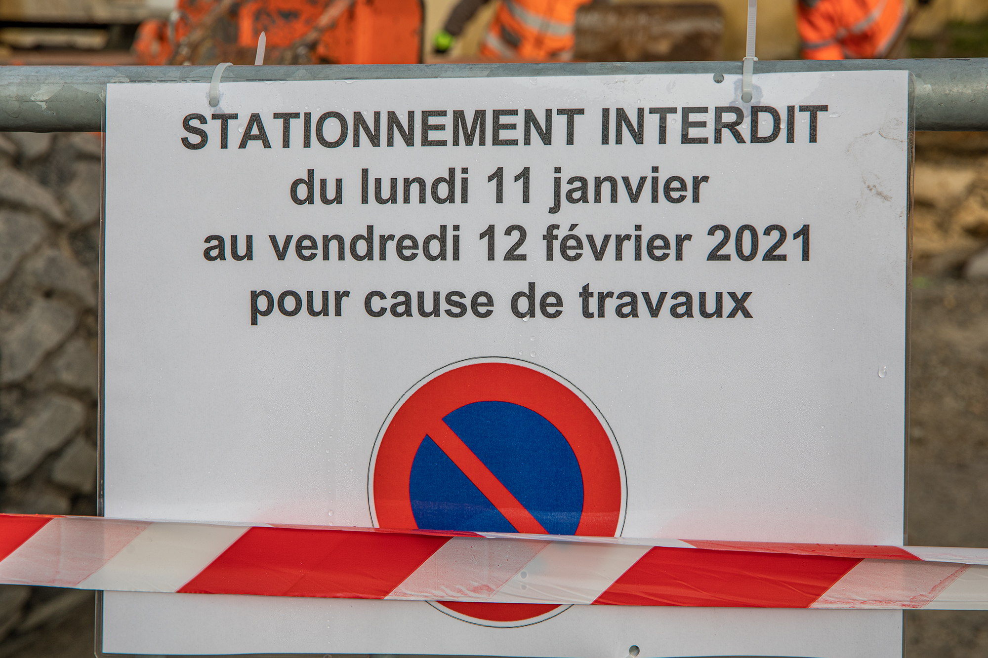 1 Panneau daté 1bis 110121.jpg
