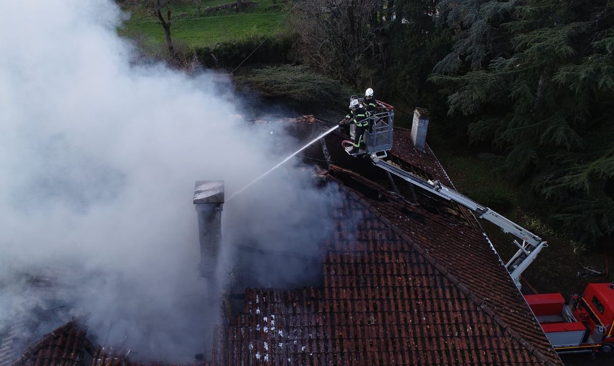 pompiers drones.JPG