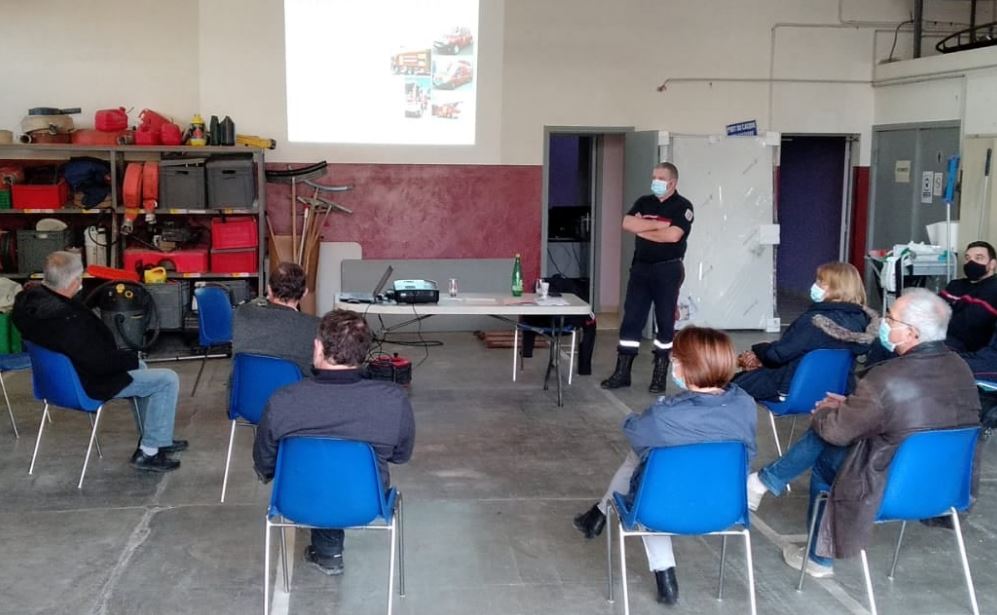 pompiers maire jegun auch.JPG