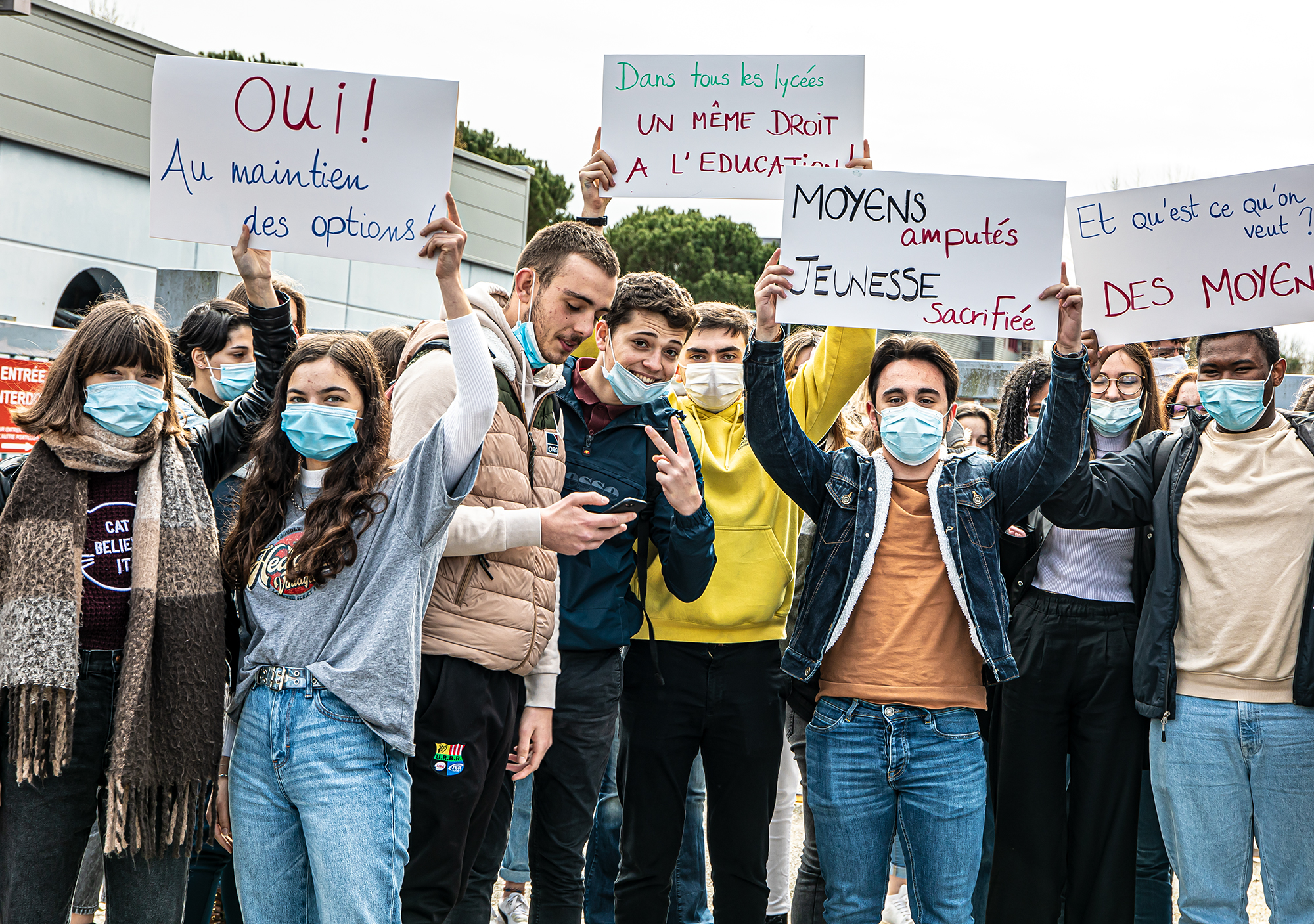 4 Au coeur de la manif 1bis 120321.jpg