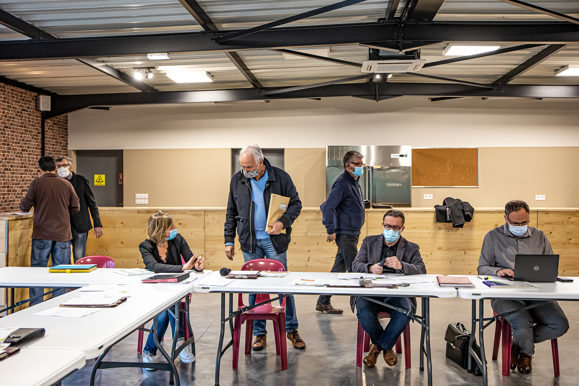 0 Le conseil s'installe à dr Stéphane Demay cons aux décideurs loc 1bis 250321.jpg
