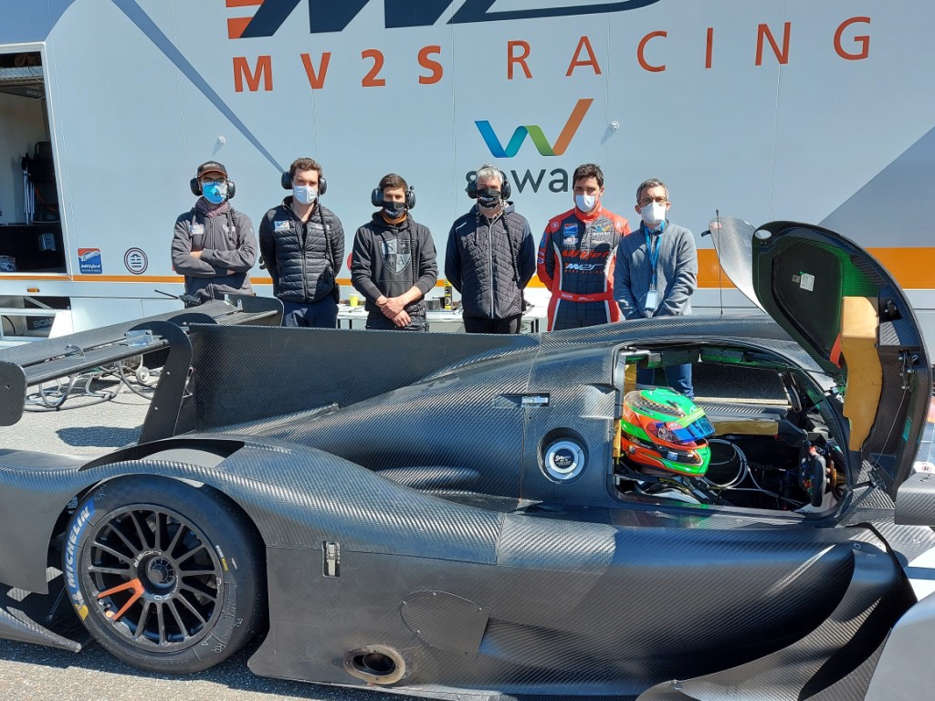 voiture équipe.jpg