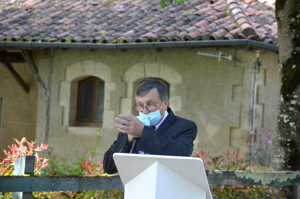 10 mai isle de noe 3.jpg