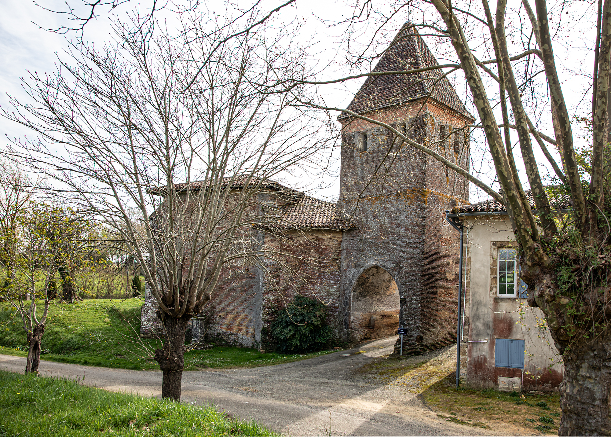 8 Eglise de Toujouse 1bis 260321.jpg