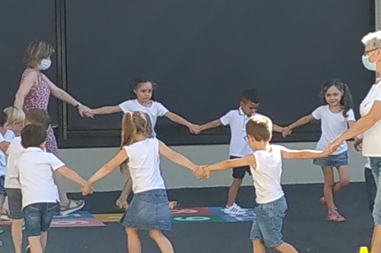 ecole mater 3.JPG