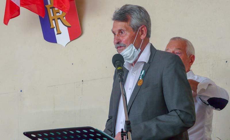 G.COURTES.jpg
