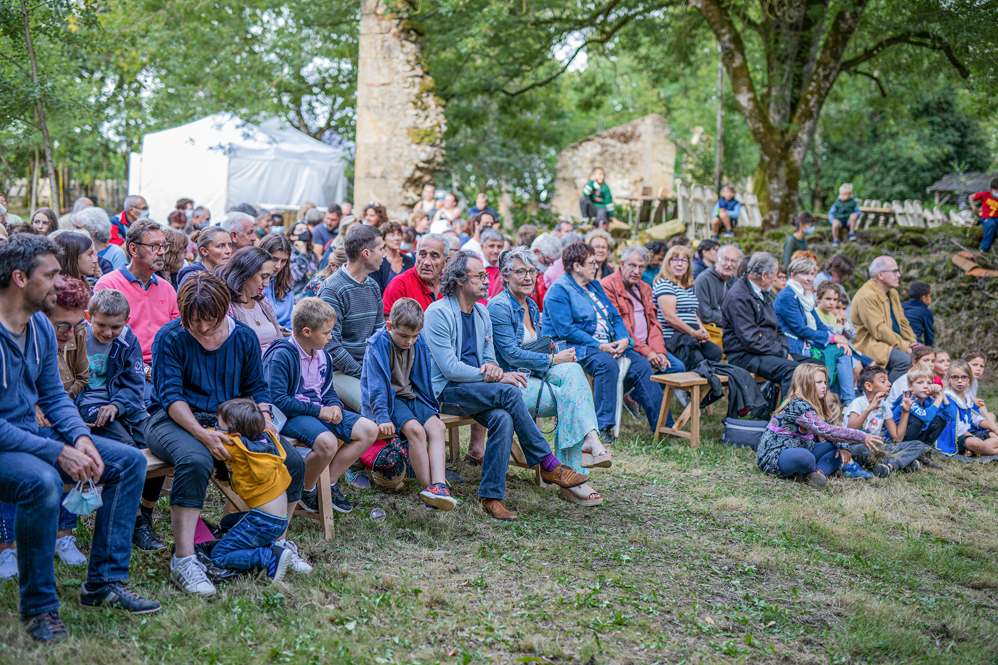 3 Les spectateurs 1bis 070821.jpg