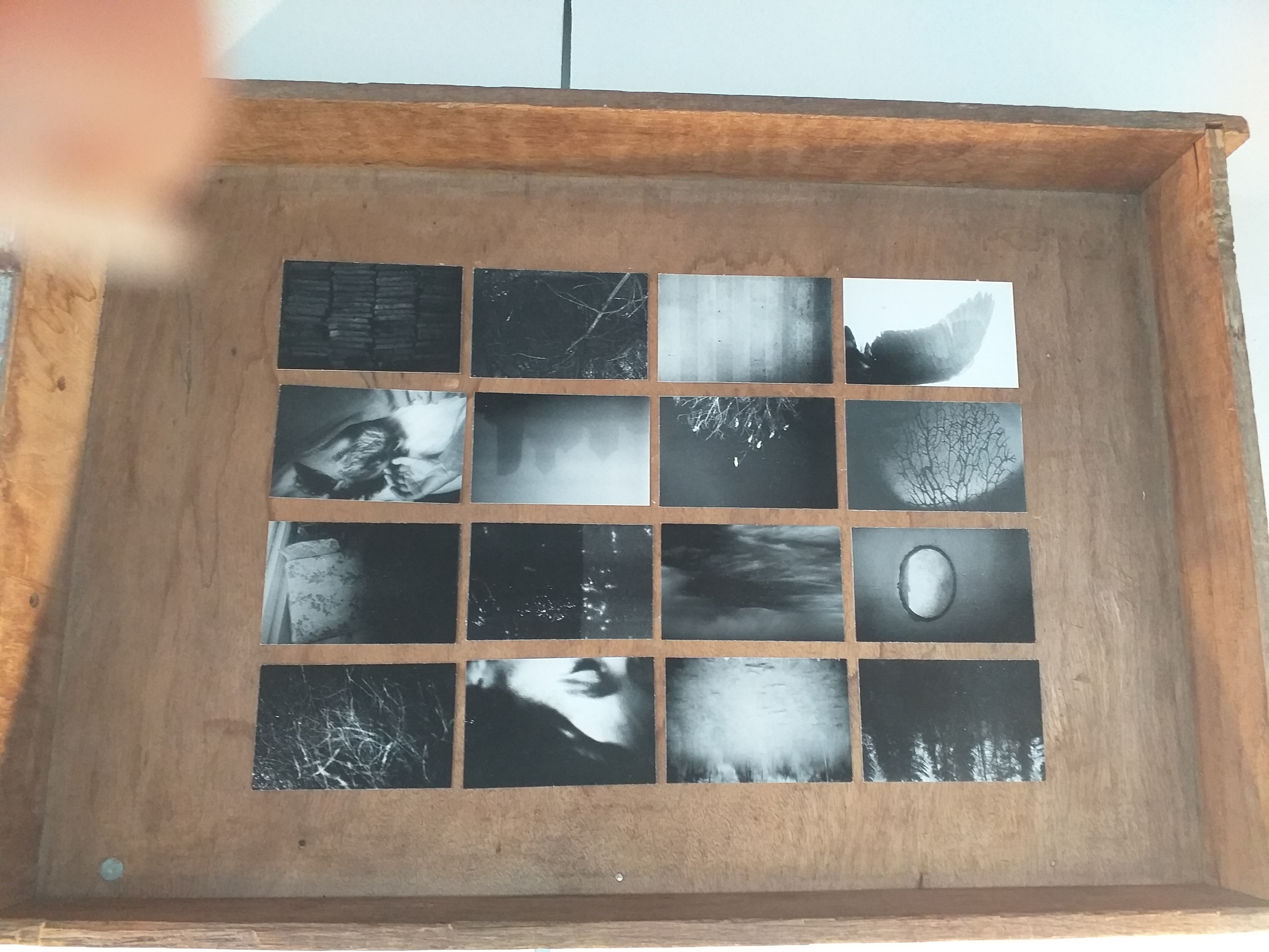 récits photographiques ressemblant aux pièces d'un puzzle