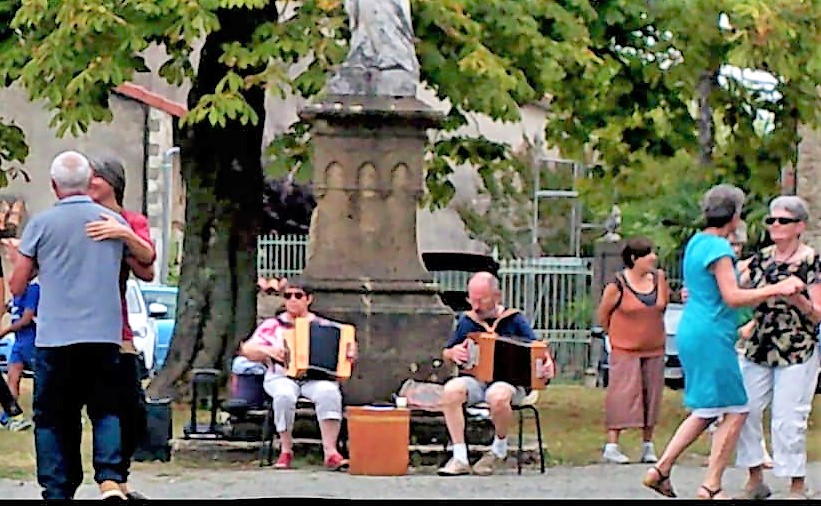 Alavetz au Forum (2).jpg