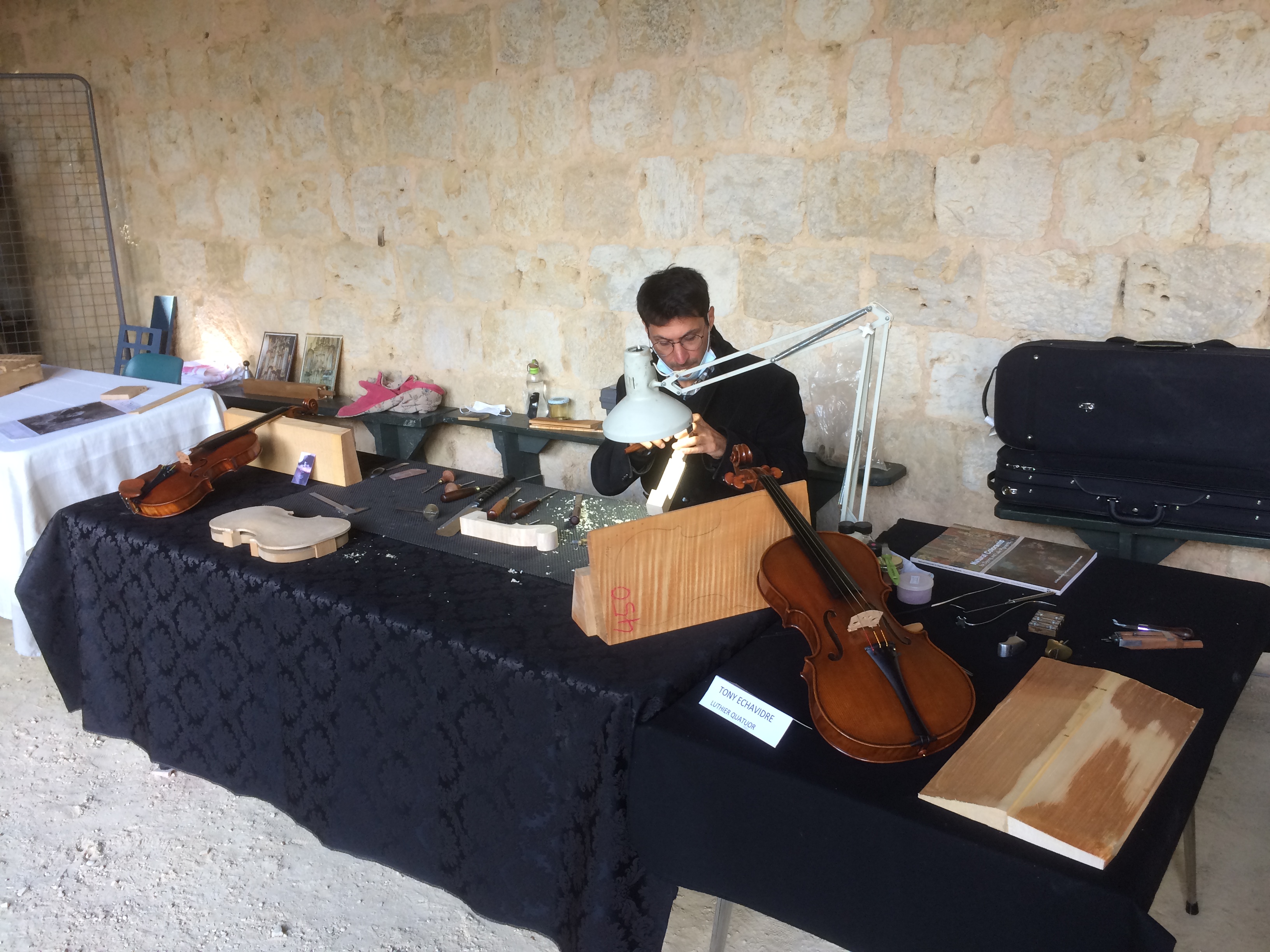 luthier2.JPG