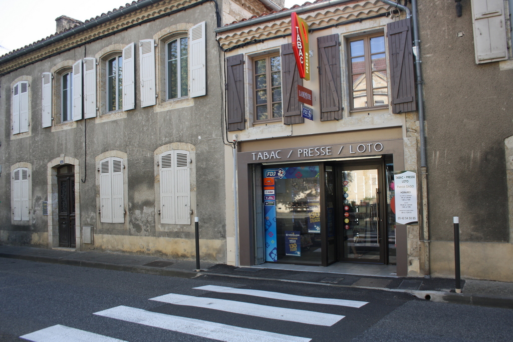 Le nouveau local au 32 Rue d'Etigny