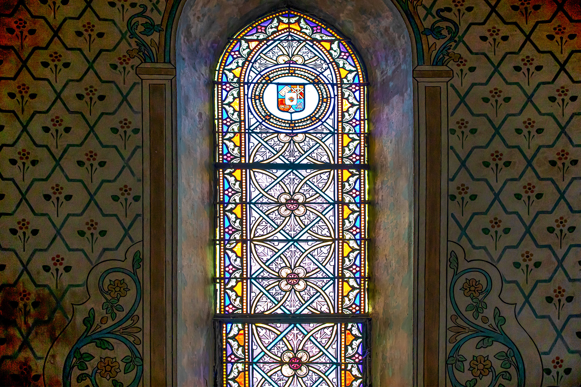 18 Vitrail chapelle Ursulines 1bis 011021.jpg