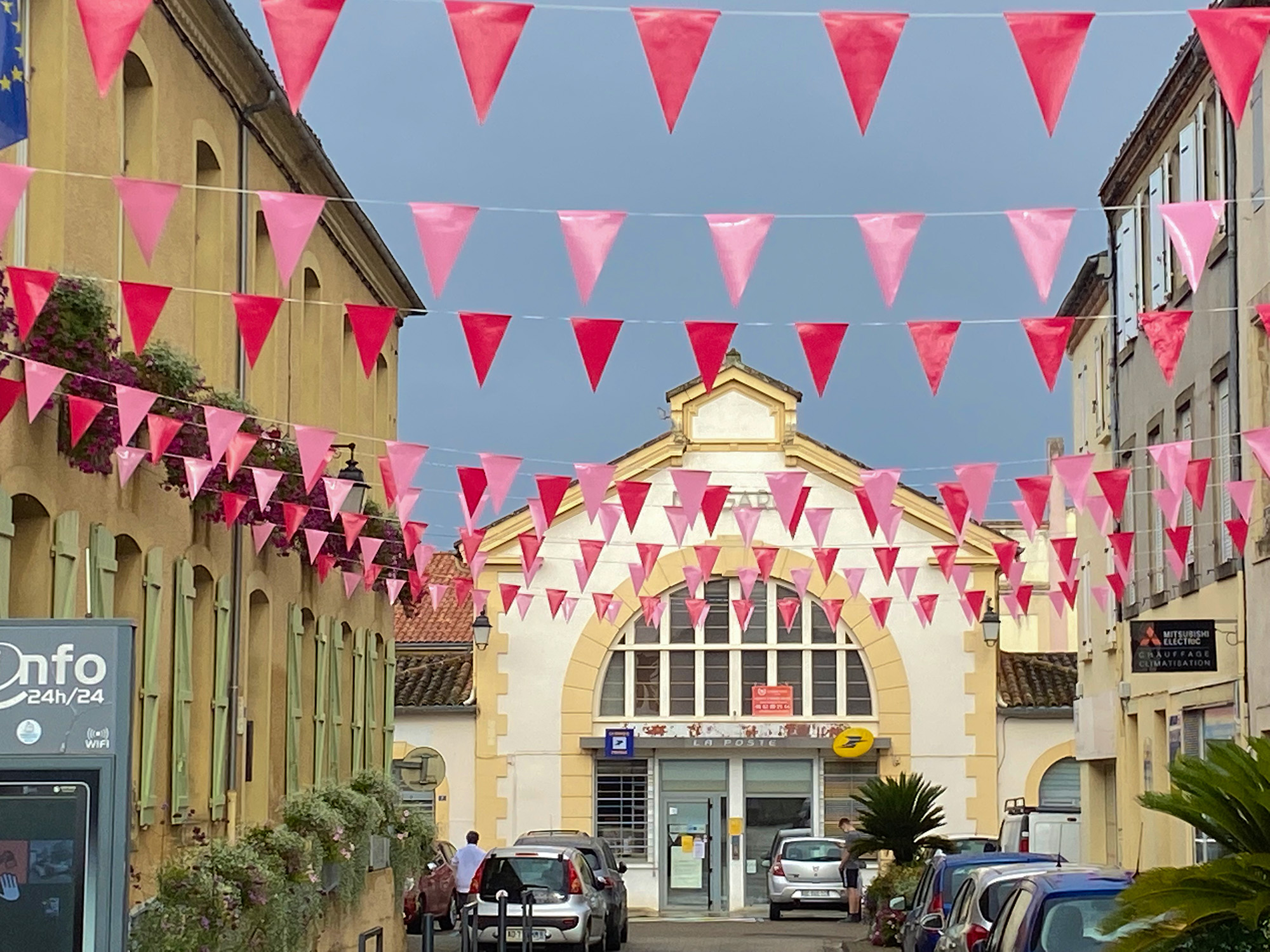 DR DSNS place de la mairie Nogaro Octobre rose 1bis.jpg