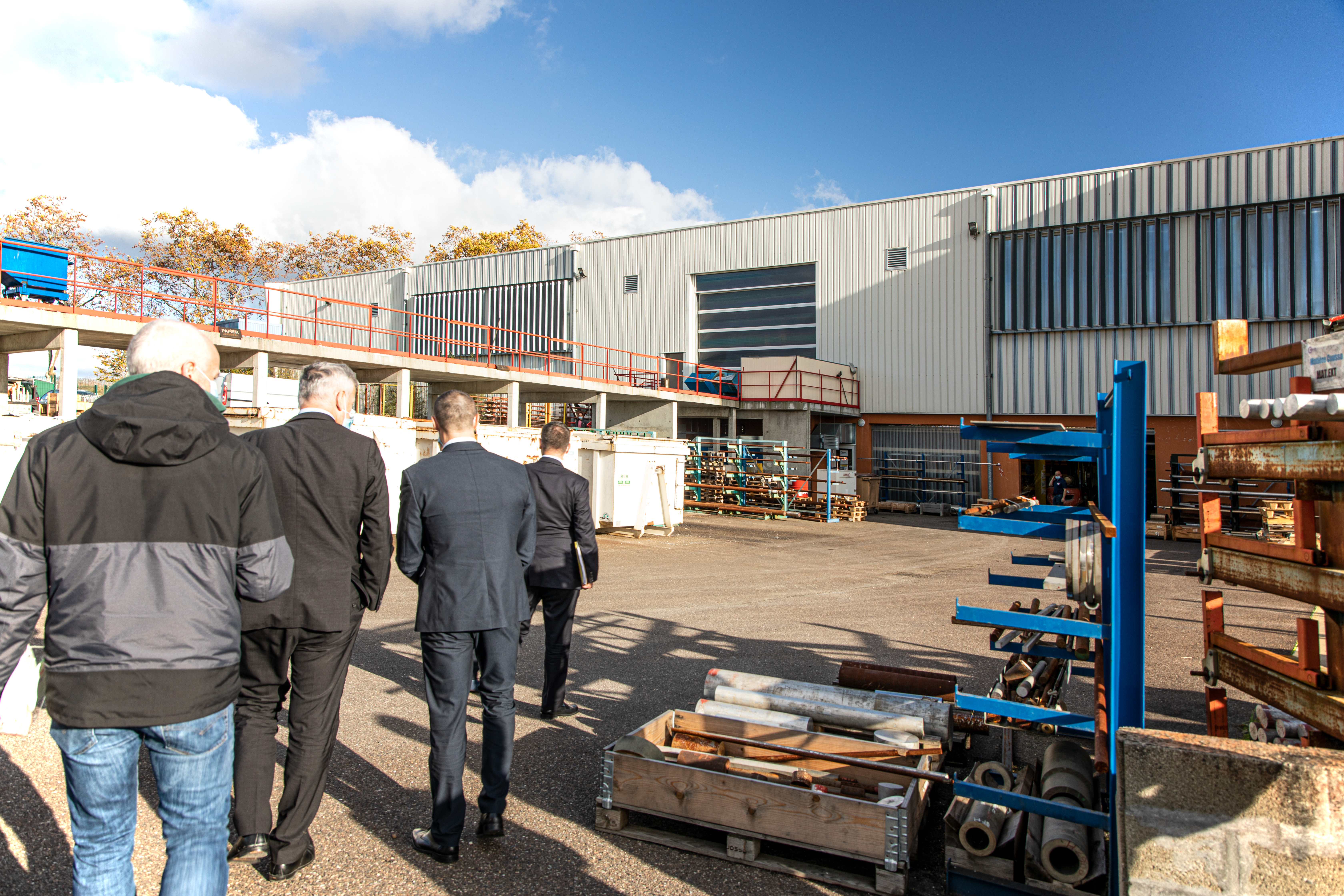 3 Début visite eusine Cousso 1bis 081121.jpg