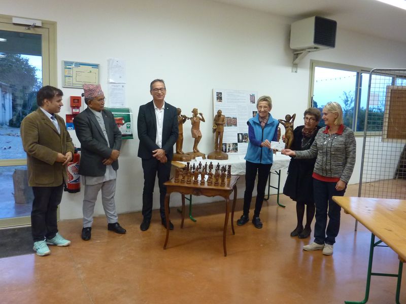 8.Remise du chèque d'Annie Bozza.jpg