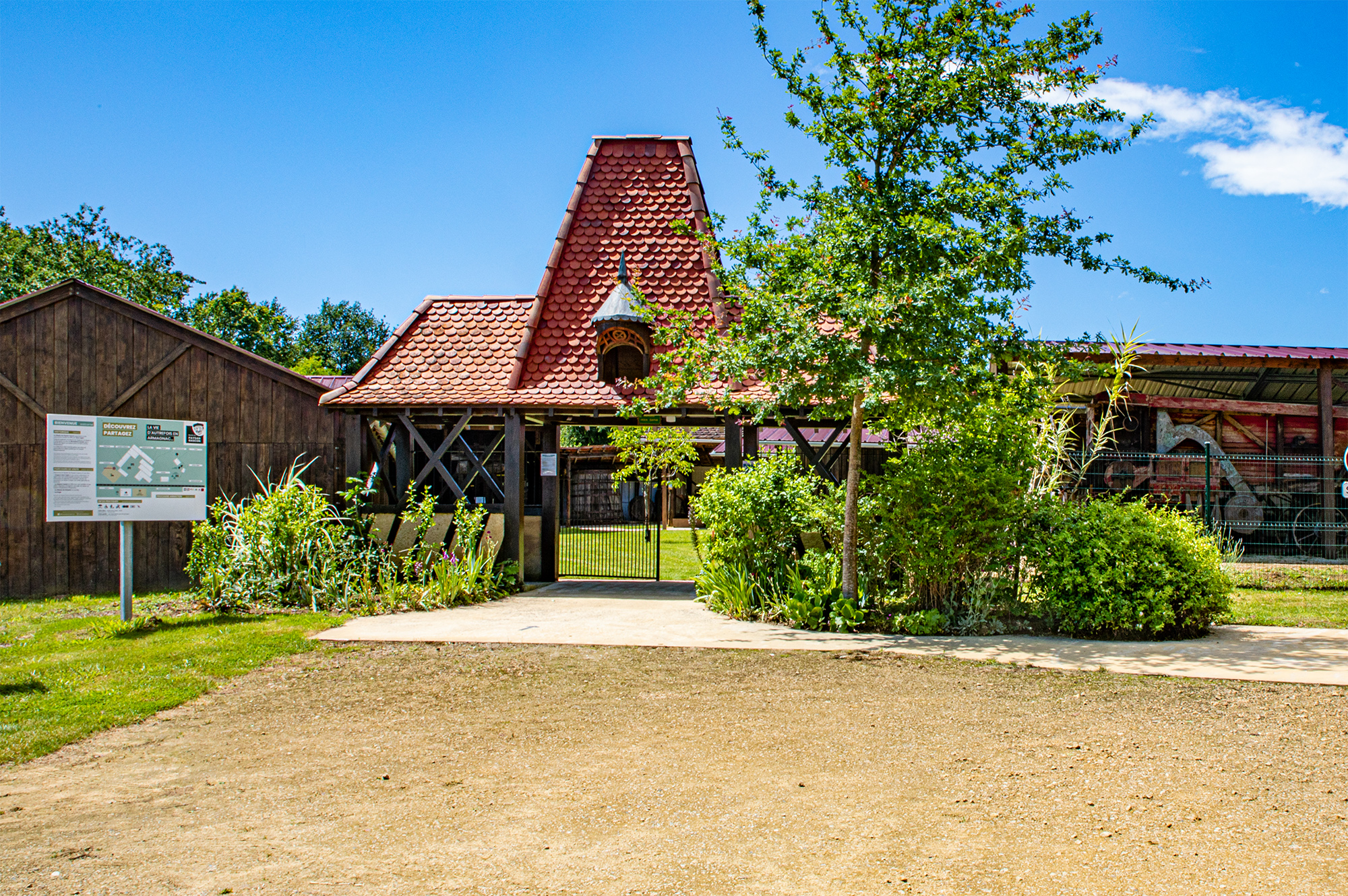 7 Accès aux collections au Musée du paysan gascon 1bis 120620.jpg