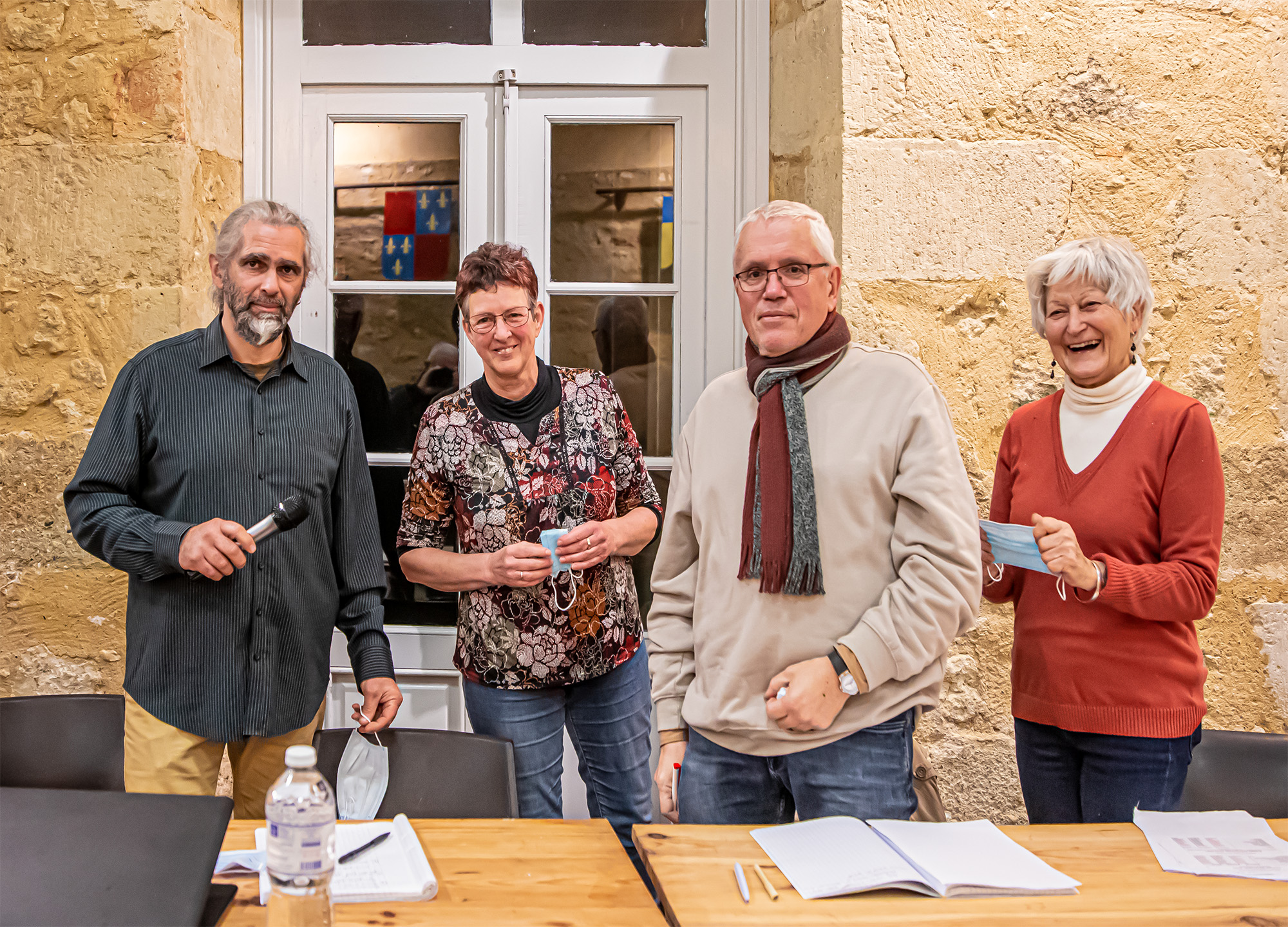 1 Le bureau 1bis 031221.jpg