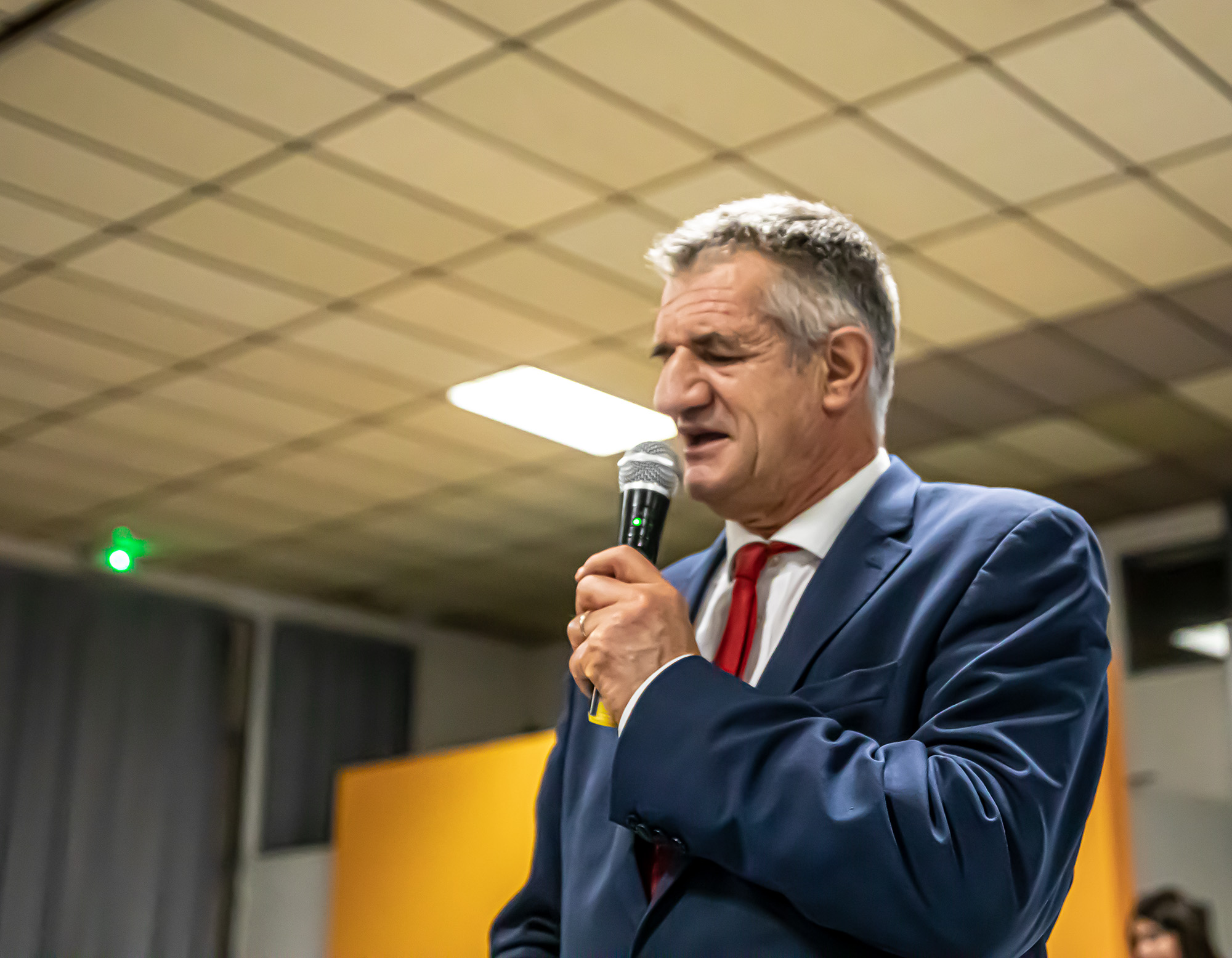 6 Jean Lassalle en conférence 1bis 061221.jpg