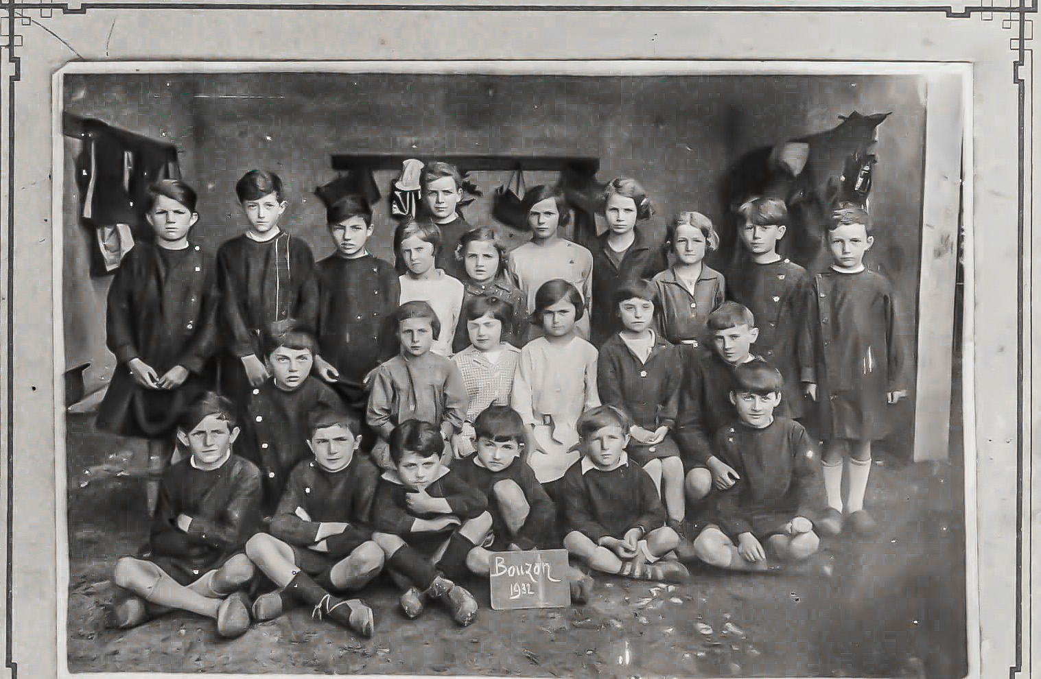 DR mairie Bouzon 1932 Jean Laborde 2e 1er rang à g.jpg