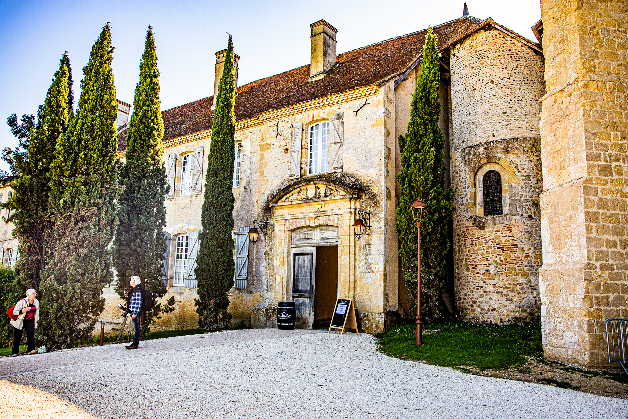 1bis Entrée dumonastère 1bis 130519.jpg
