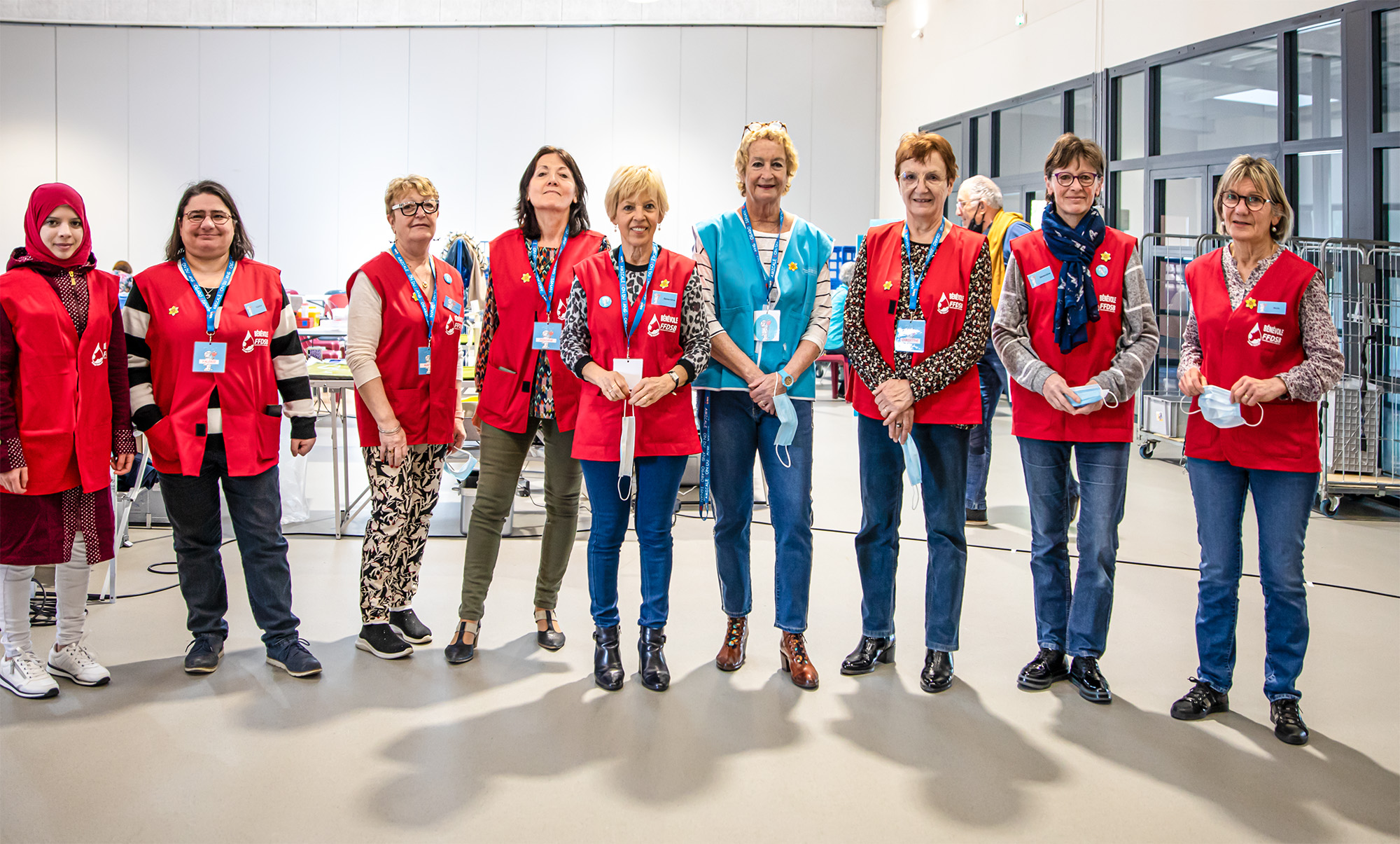 1 DSNA L'équipe de bénévoles Rolande delord en bleu 1bis 210322.jpg