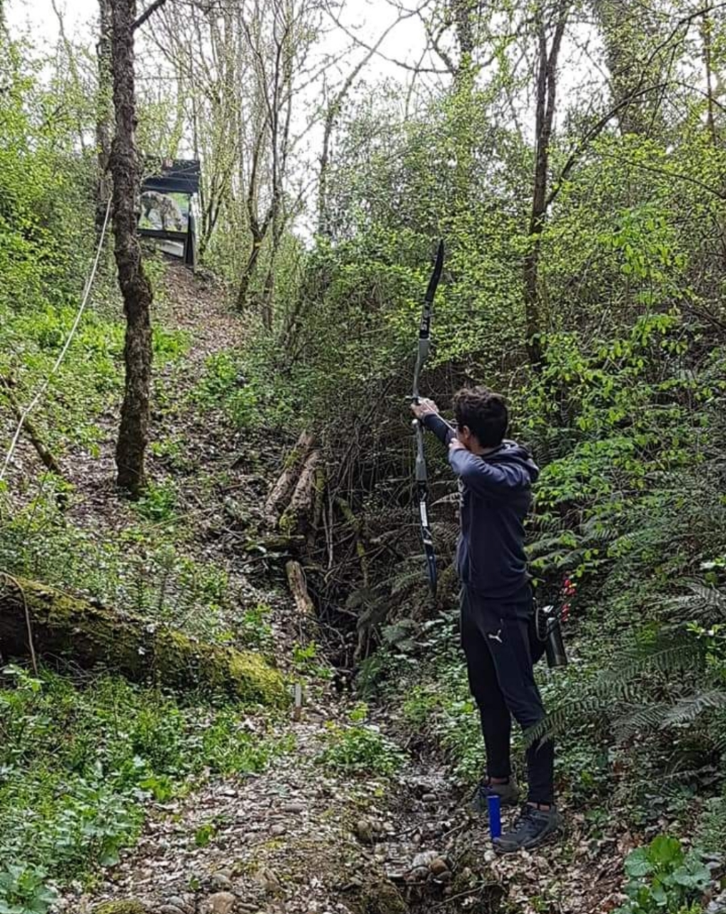 Alexandre sur le parcours de Daux.jpg