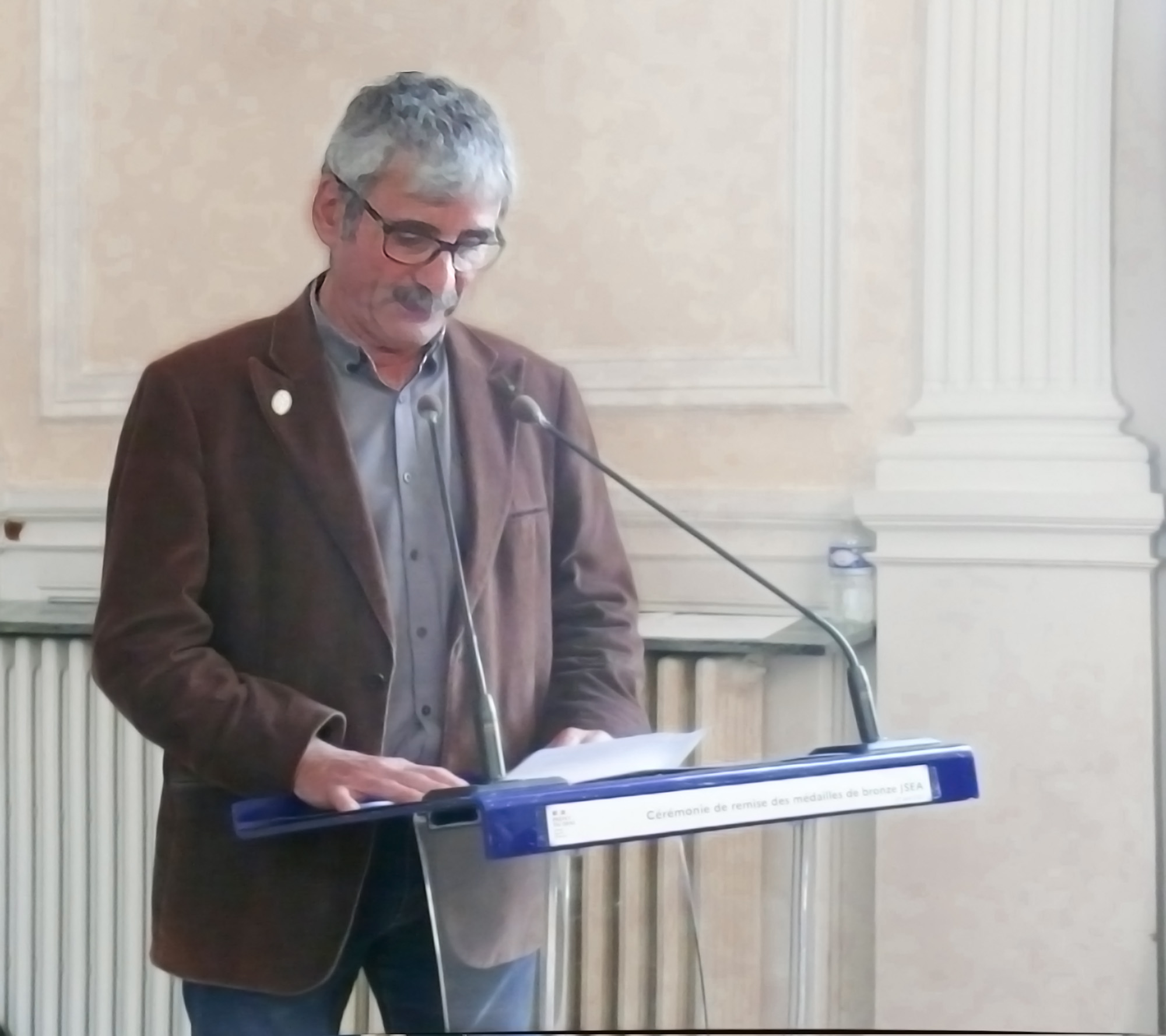 DR JBW 4 Remise médaille à Alain Bovo.jpg