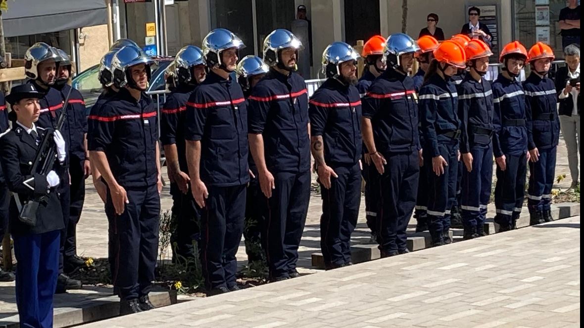 condom 8 mai pompiers.JPG