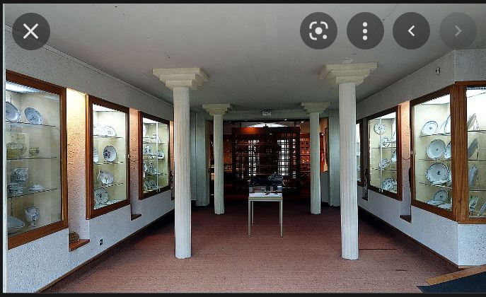 musee mirande ceramique  faience.JPG