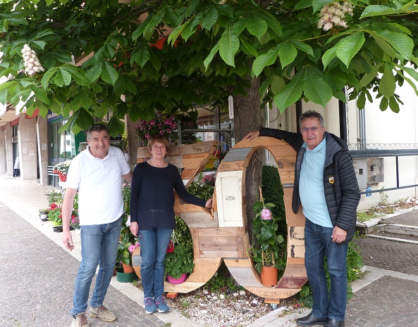Aldo, Sonia MORETTIN, Jacques devant la Fioreria