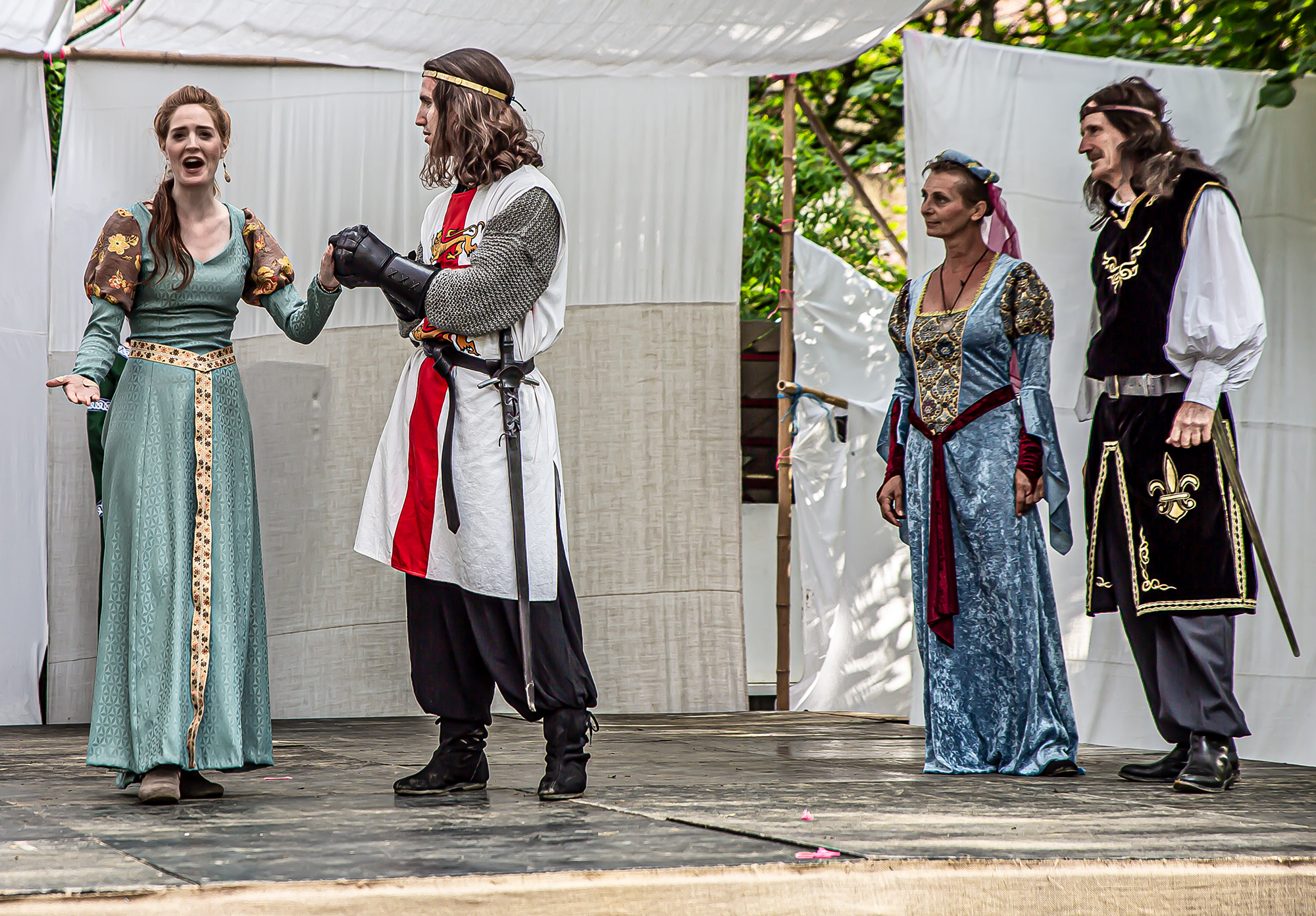 24 Arthur va épouser Guenièvre 1bis 100819.jpg