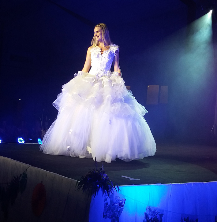 miss gers mariee robe 2.jpg