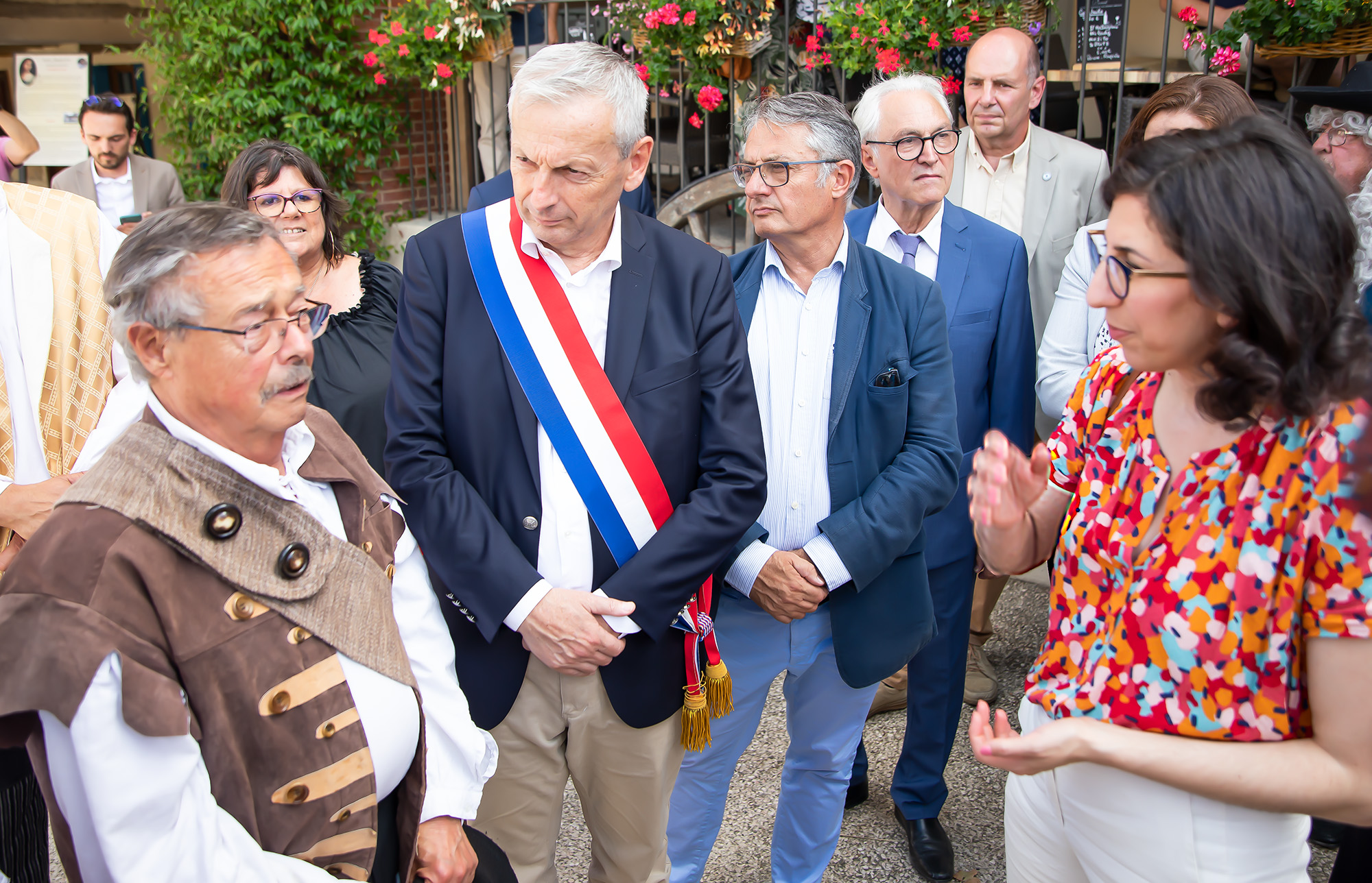 13 Echange avec un homme d'armes 1bis 300722.jpg