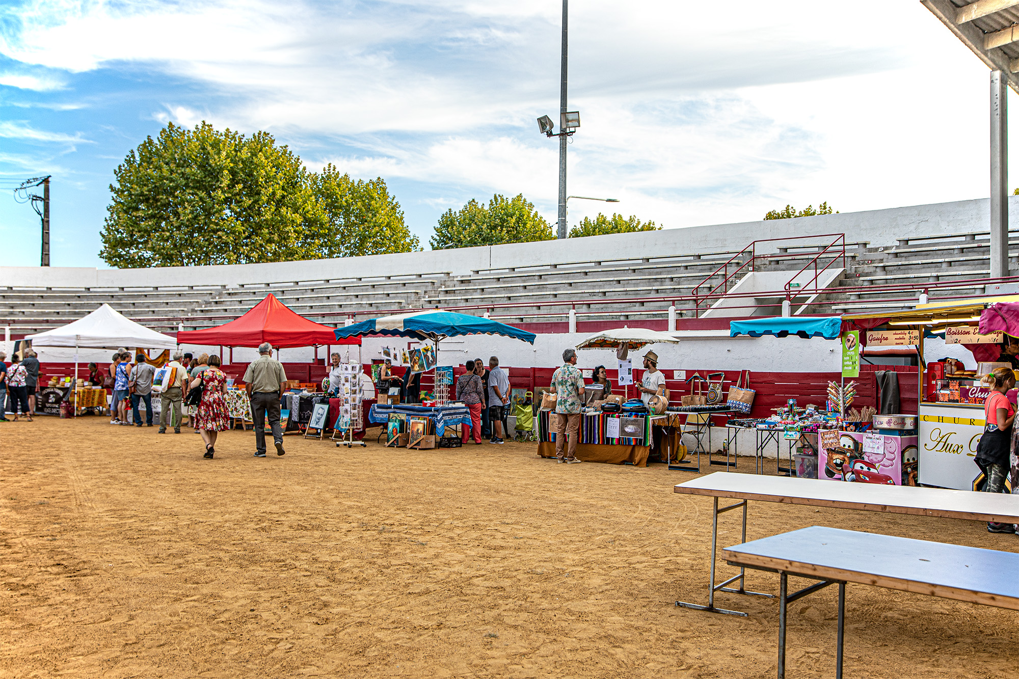 9 Intérieur des arènes 1  1bis 210822.jpg