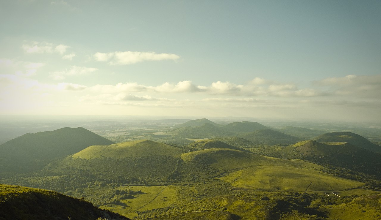 volcans d'Auvergne.jpg