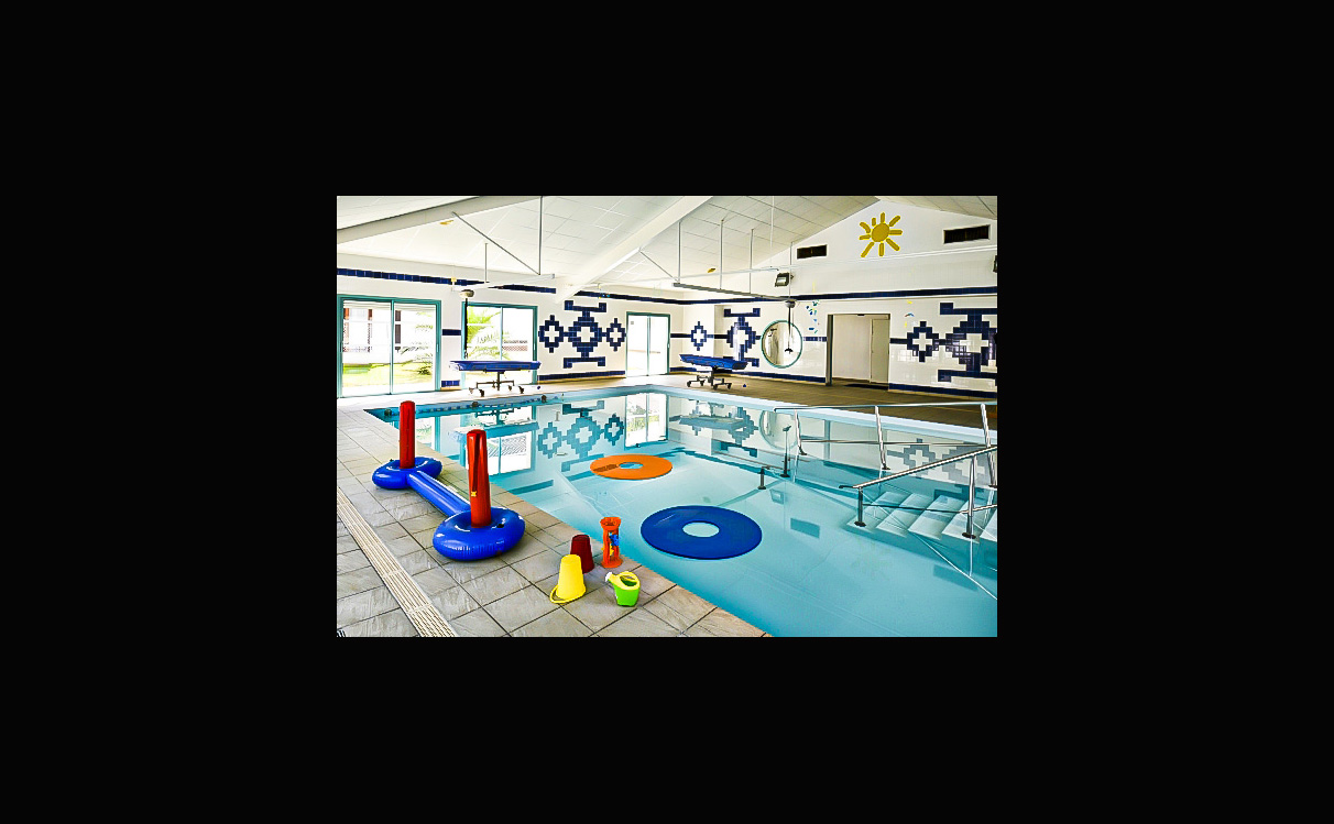 DR 8 Mas Helios piscine 1bis.jpg