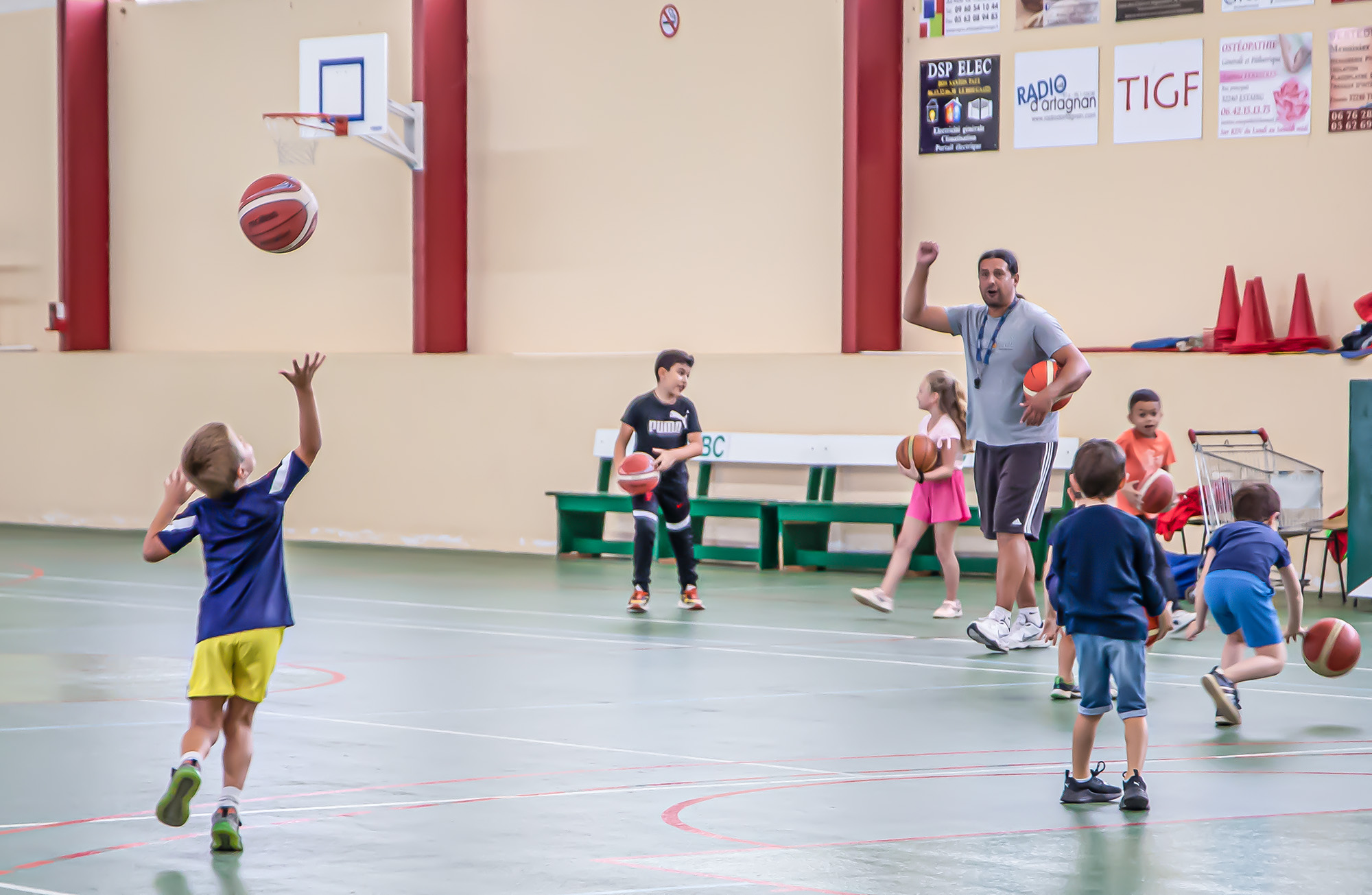 7 Initiation au basket 1bis 160922.jpg