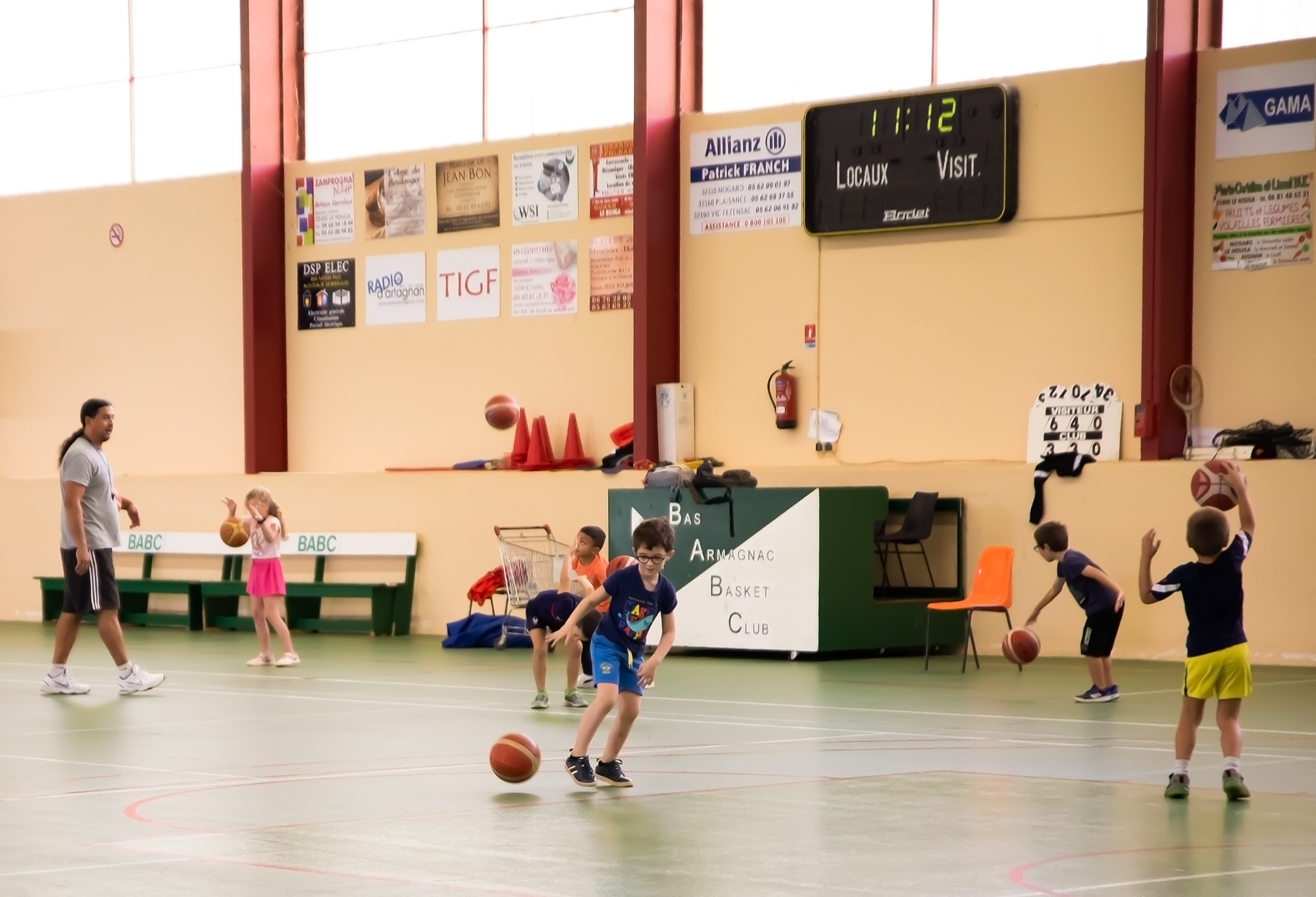 8 Initiation au basket 1bis 160922.jpg