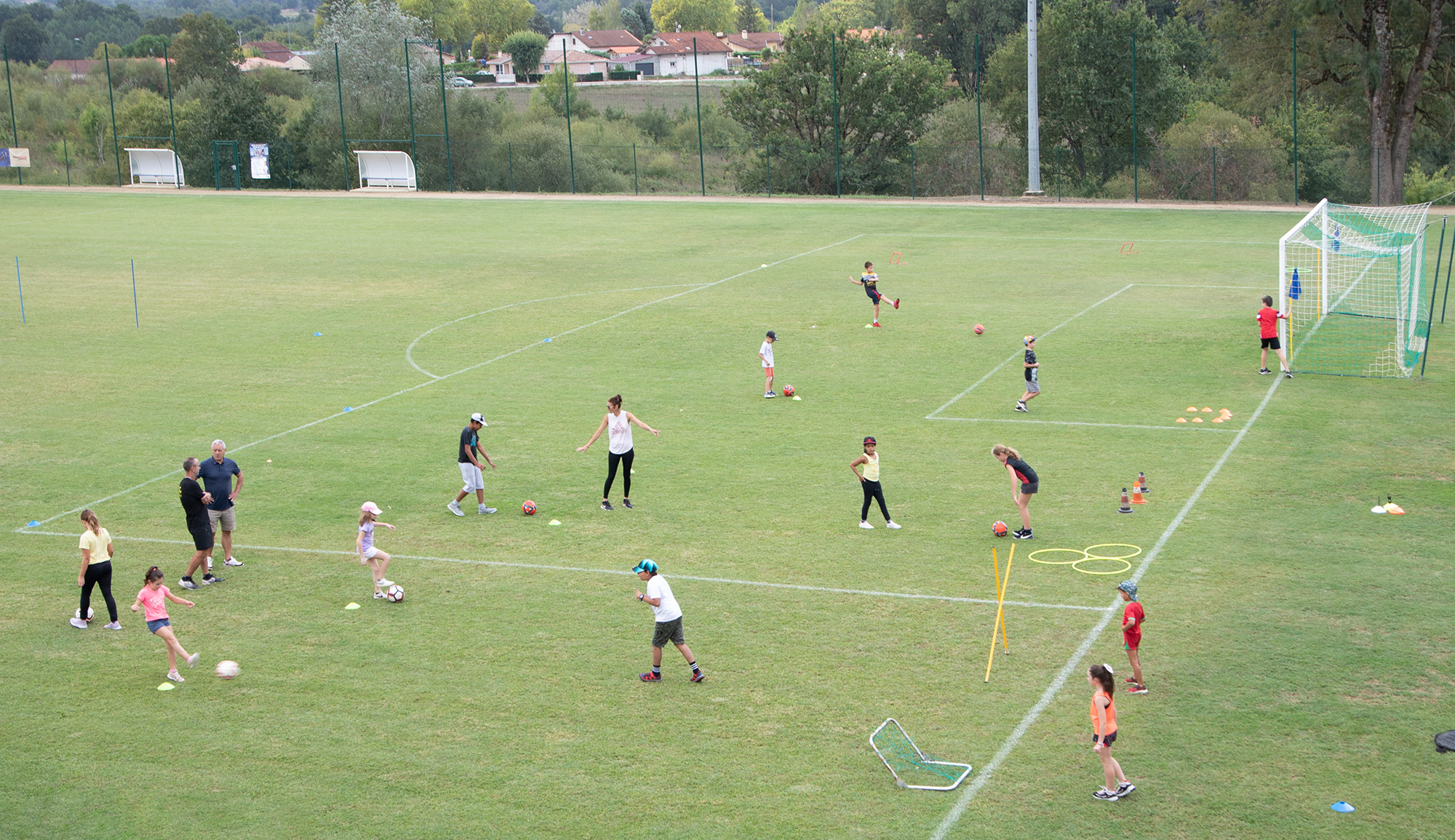 9 Initiation au foot 1bis 160922.jpg